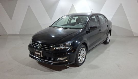 Volkswagen • Vento