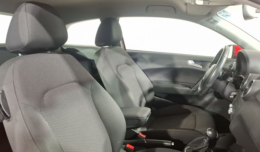 Audi A1 1.4 TFSI COOL S TRONIC Hatchback 2015