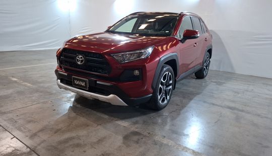 Toyota • RAV4