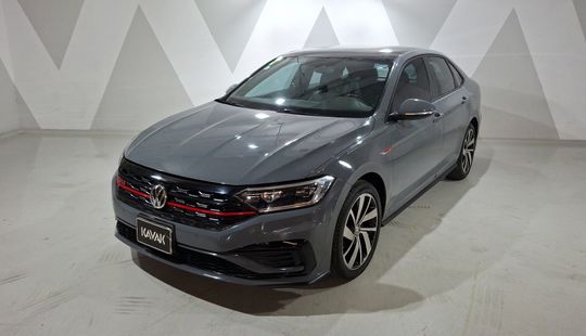 Volkswagen • Jetta