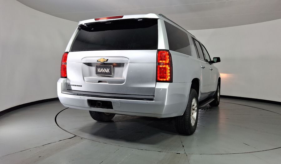 Chevrolet Suburban 5.3 A LS AT Suv 2017
