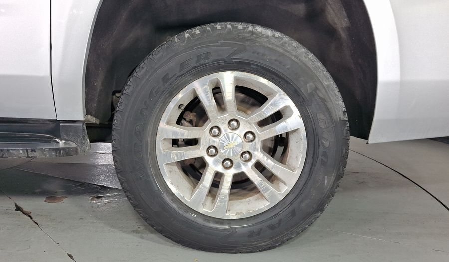 Chevrolet Suburban 5.3 A LS AT Suv 2017