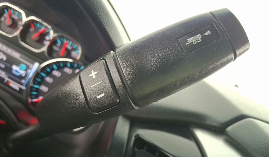 Chevrolet Suburban 5.3 A LS AT Suv 2017