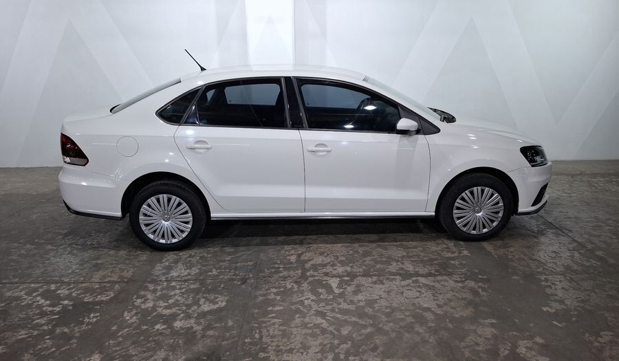 Volkswagen Vento 1.6 STARTLINE Sedan 2022