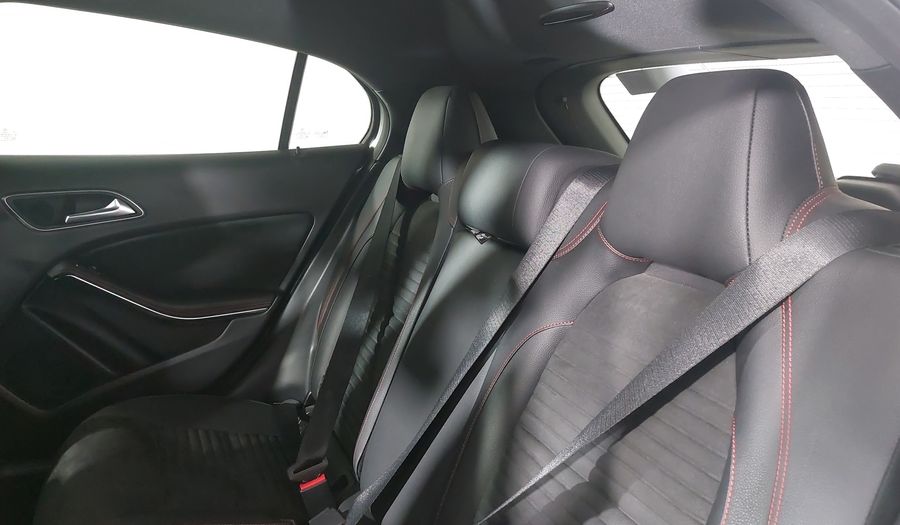 Mercedes Benz Clase Gla 2.0 GLA 250 SPORT DCT Suv 2020