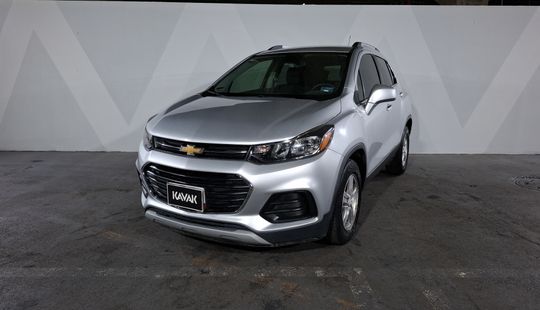 2020 • 66,722 km • Automático