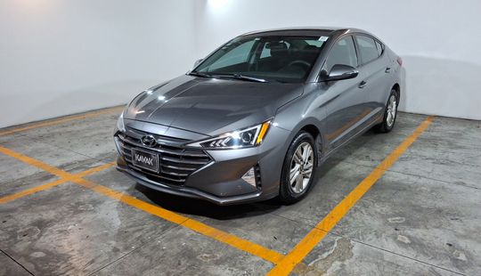 Hyundai • Elantra