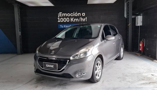 Peugeot • 208