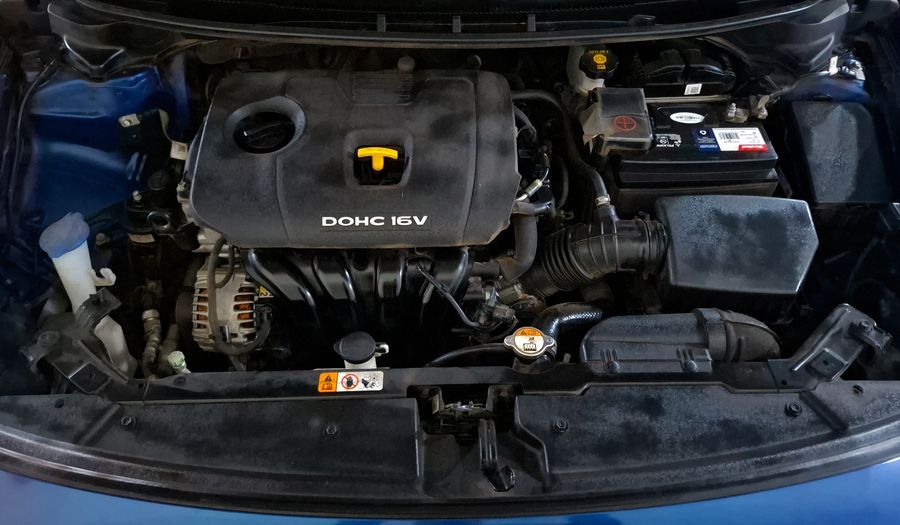 Kia Forte 2.0 L MT Sedan 2017