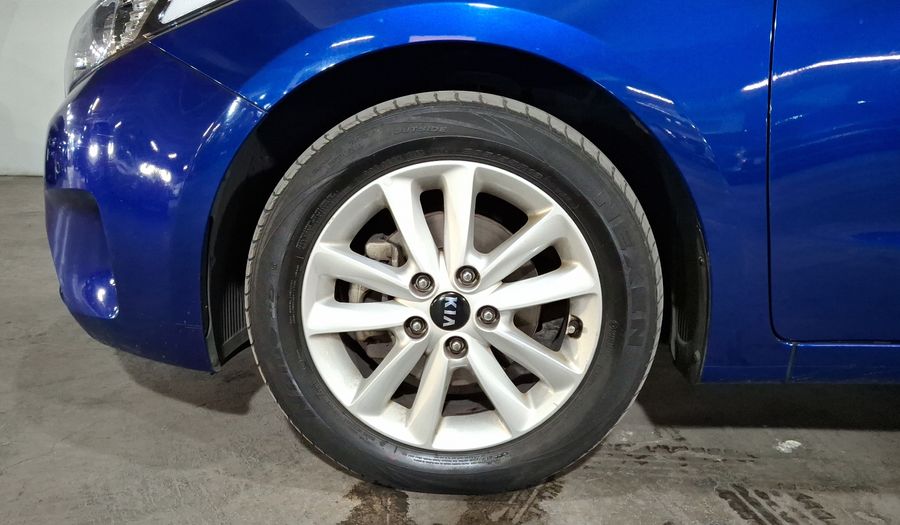 Kia Forte 2.0 EX AUTO Hatchback 2018