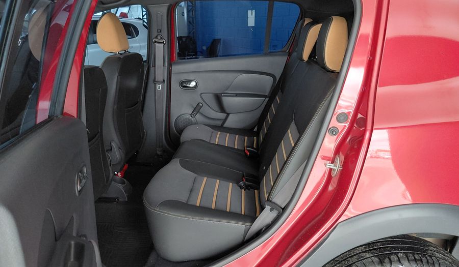 Renault Sandero Stepway 1.6 ZEN Hatchback 2021