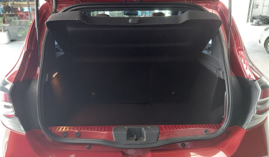 Renault Sandero Stepway 1.6 ZEN Hatchback 2021