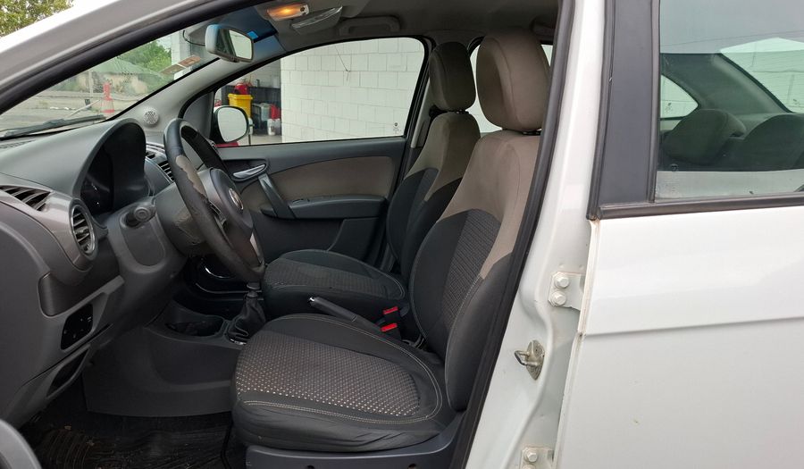 Fiat Grand Siena 1.6 16V ESSENCE Sedan 2013