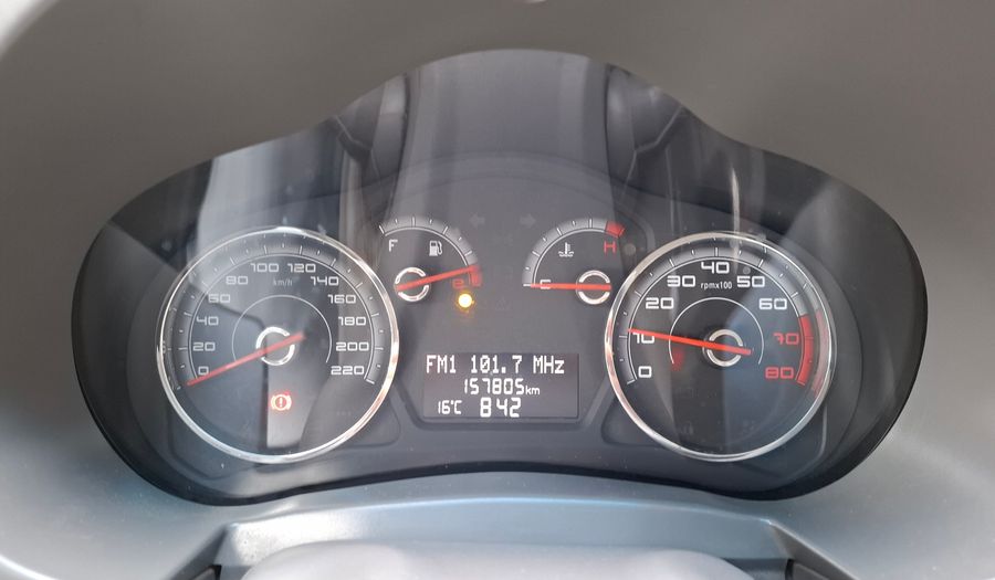 Fiat Grand Siena 1.6 16V ESSENCE Sedan 2013