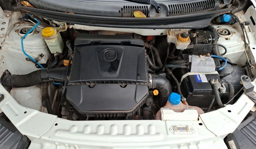 Fiat Grand Siena 1.6 16V ESSENCE Sedan 2013