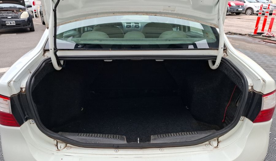 Fiat Grand Siena 1.6 16V ESSENCE Sedan 2013