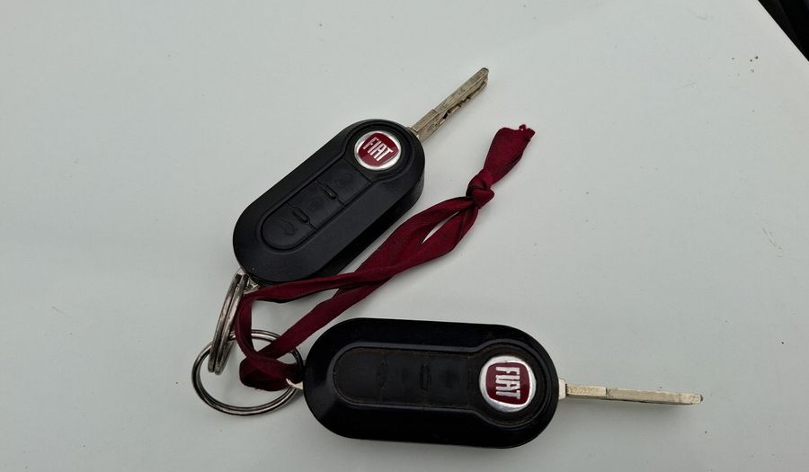 Fiat Grand Siena 1.6 16V ESSENCE Sedan 2013