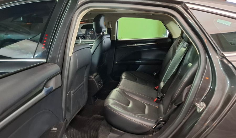 Ford Mondeo 2.0 TITANIUM AUTO Sedan 2019