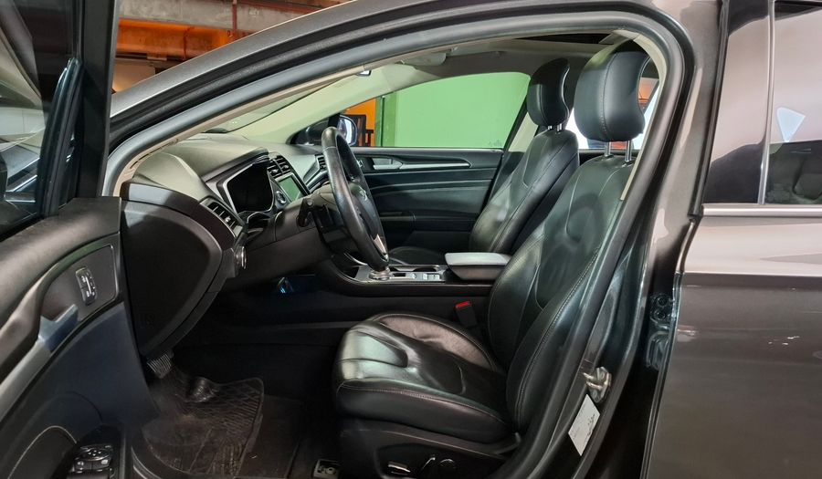 Ford Mondeo 2.0 TITANIUM AUTO Sedan 2019