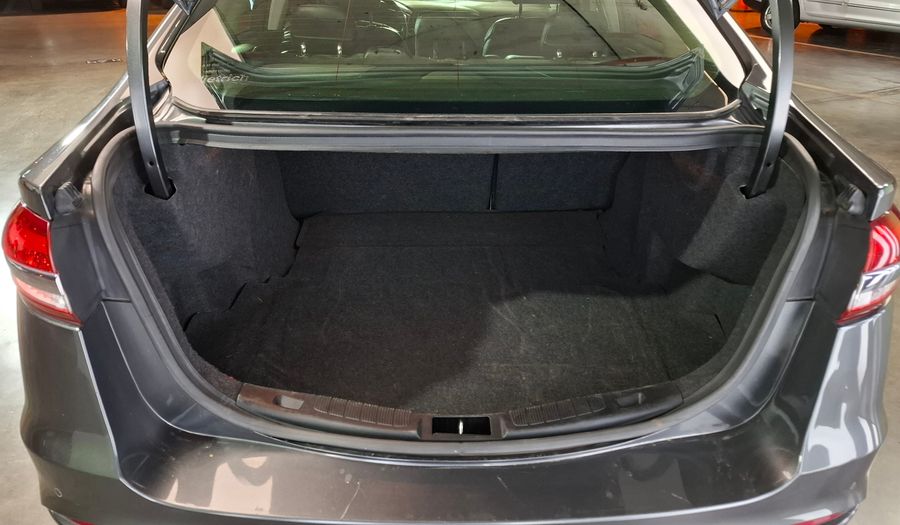 Ford Mondeo 2.0 TITANIUM AUTO Sedan 2019