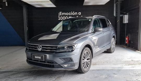 Volkswagen • Tiguan Allspace