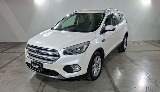 Ford • Escape