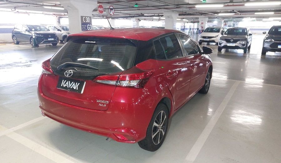 Toyota Yaris XLS CONNECT Hatchback 2021