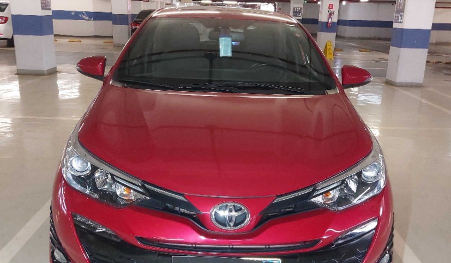 Toyota Yaris XLS CONNECT Hatchback 2021