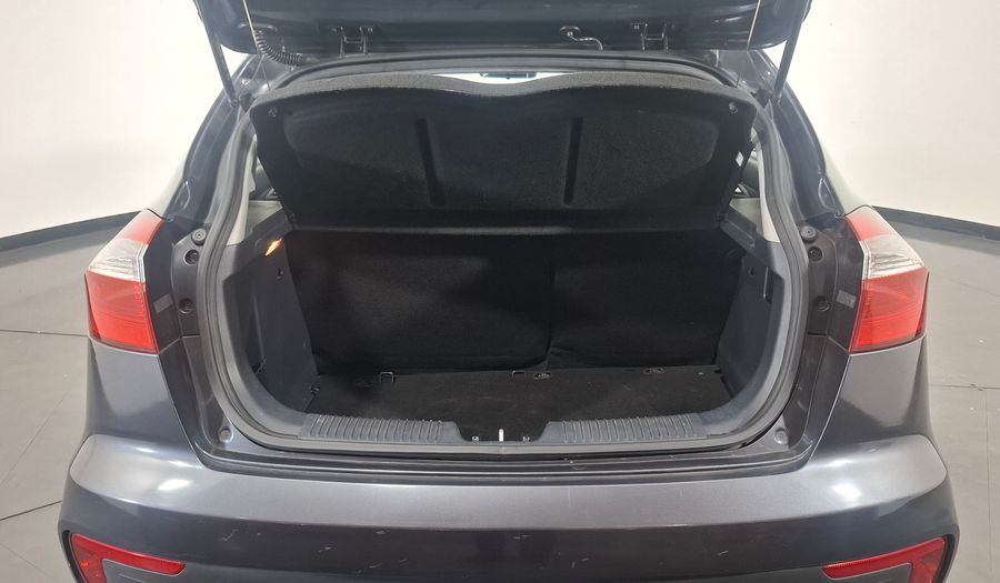 Kia Rio 1.4 EX AT Hatchback 2016