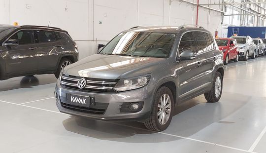Volkswagen • Tiguan