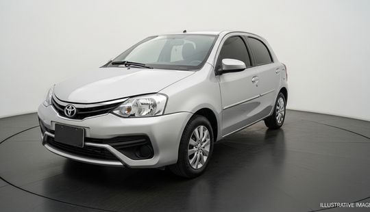 Toyota • Etios