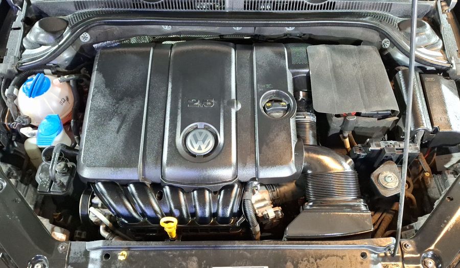 Volkswagen Jetta 2.5 SPORTLINE TIP. Sedan 2017