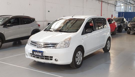 Nissan • Livina