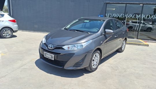 Toyota • Yaris