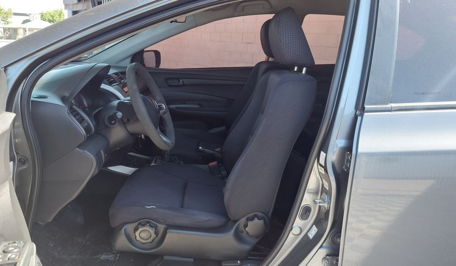 Honda City 1.5 LX MT Sedan 2012