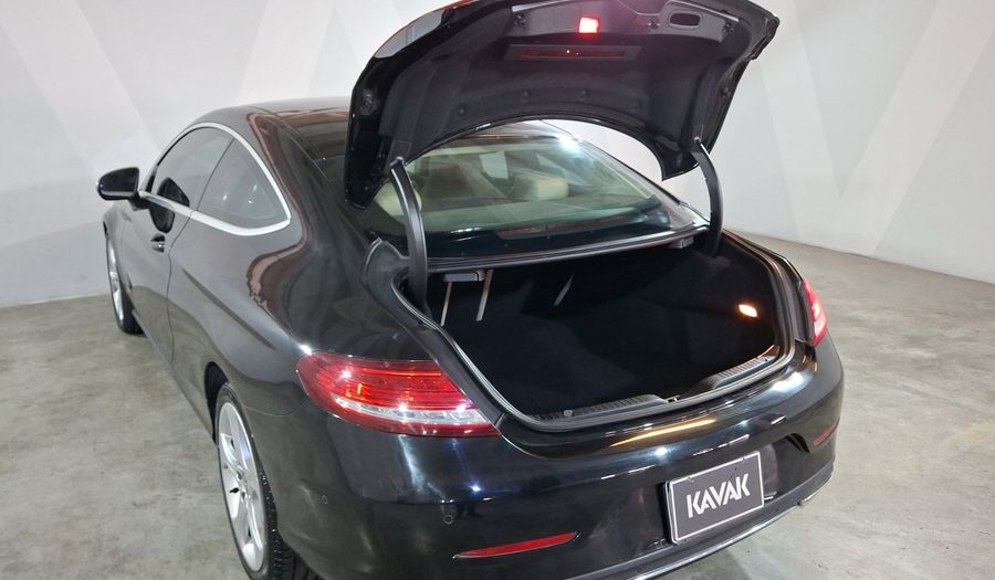 Mercedes Benz Clase C 2.0 200 AUTO Coupe 2018