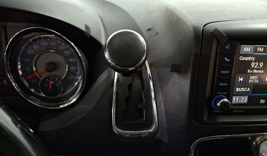 Chrysler Town & Country 3.6 LIMITED Minivan 2015