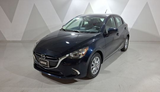 Mazda • Mazda 2