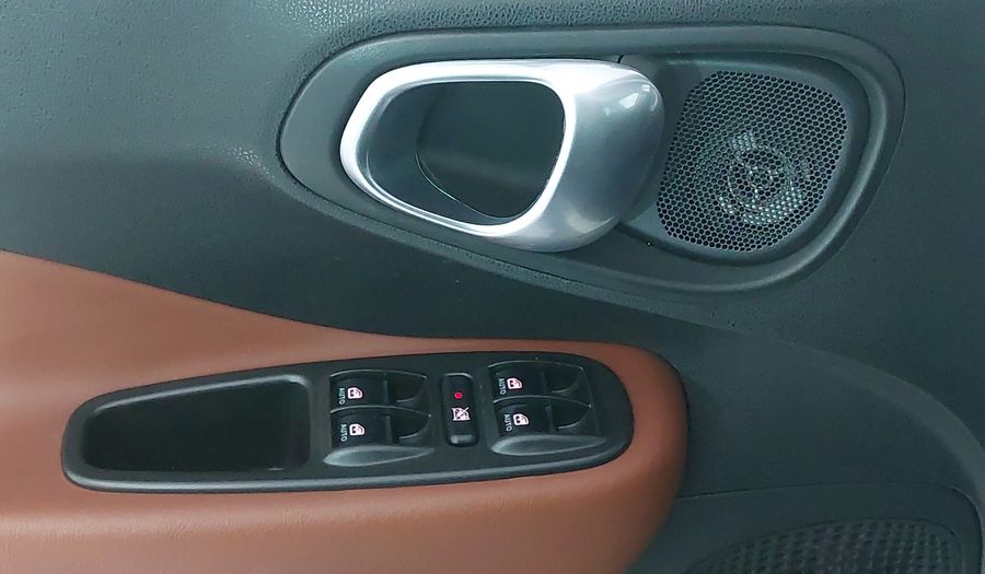 Fiat 500l 1.4 TREKKING Minivan 2016