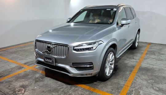 Volvo • XC90