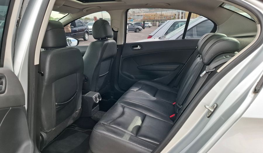 Peugeot 408 2.0 16V ALLURE+ Sedan 2011