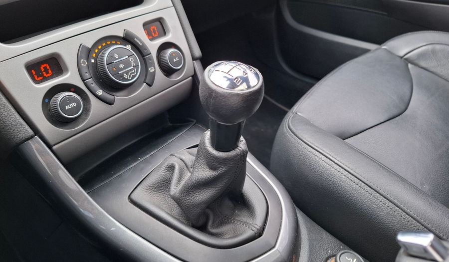 Peugeot 408 2.0 16V ALLURE+ Sedan 2011