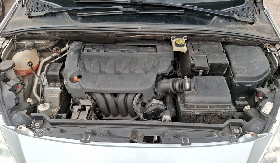 Peugeot 408 2.0 16V ALLURE+ Sedan 2011