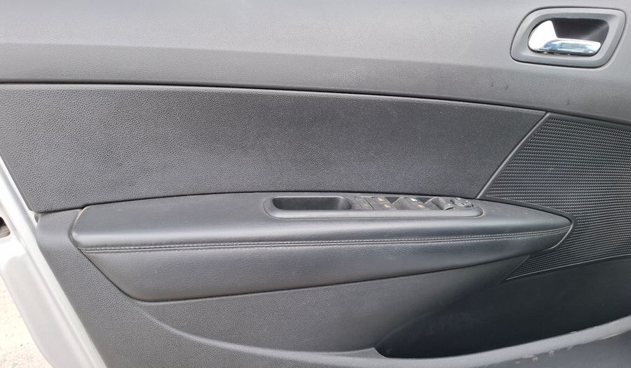 Peugeot 408 2.0 16V ALLURE+ Sedan 2011