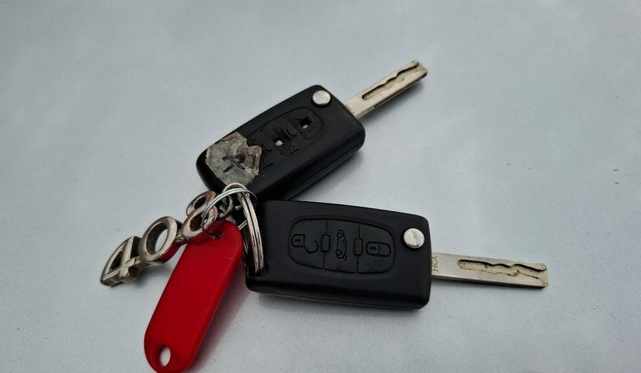 Peugeot 408 2.0 16V ALLURE+ Sedan 2011