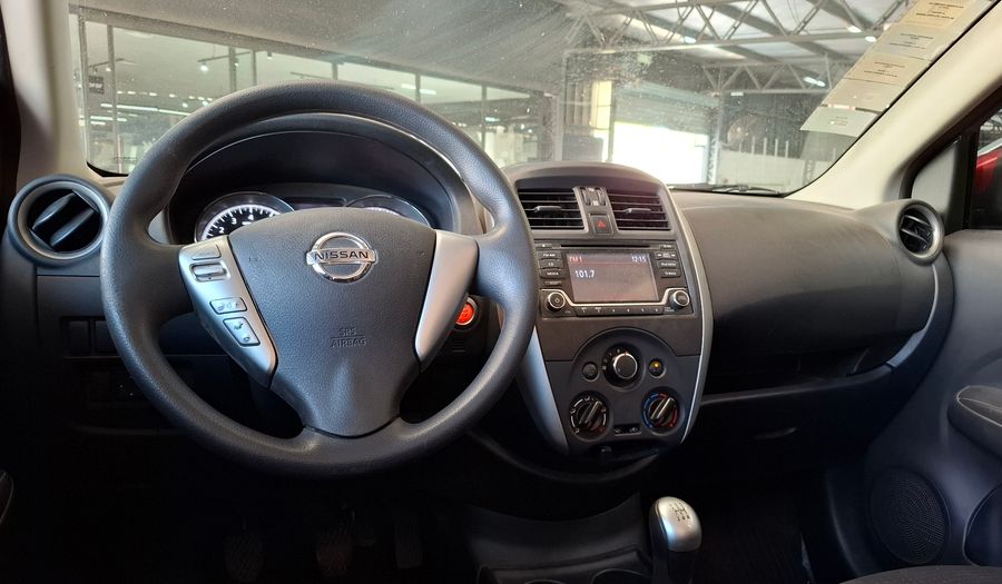 Nissan Versa 1.6 ADVANCE Sedan 2018