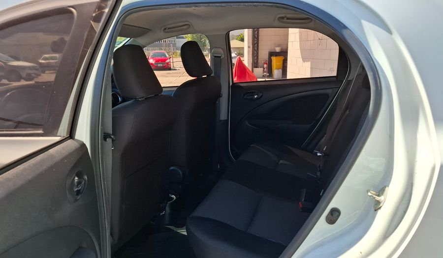 Toyota Etios 1.5 XS Hatchback 2017