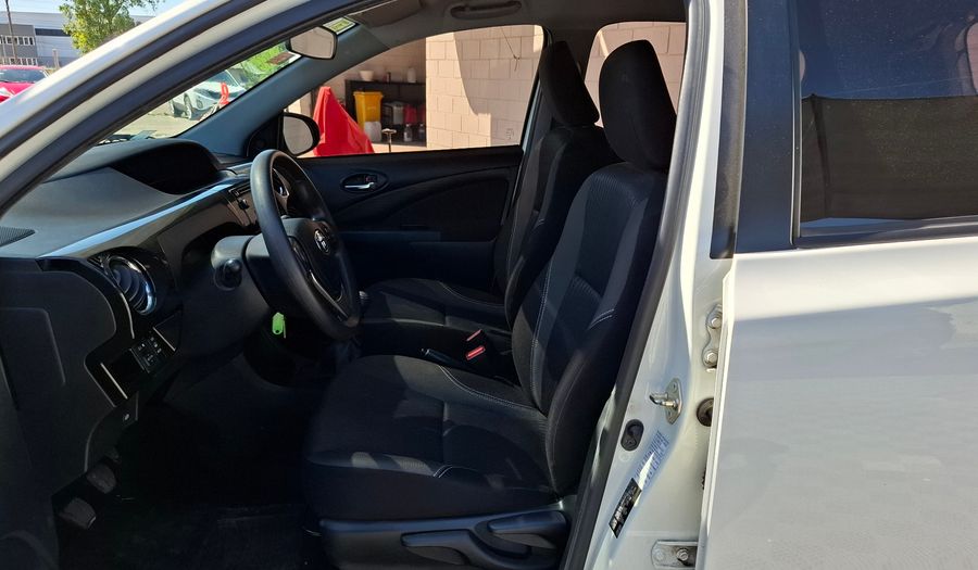 Toyota Etios 1.5 XS Hatchback 2017