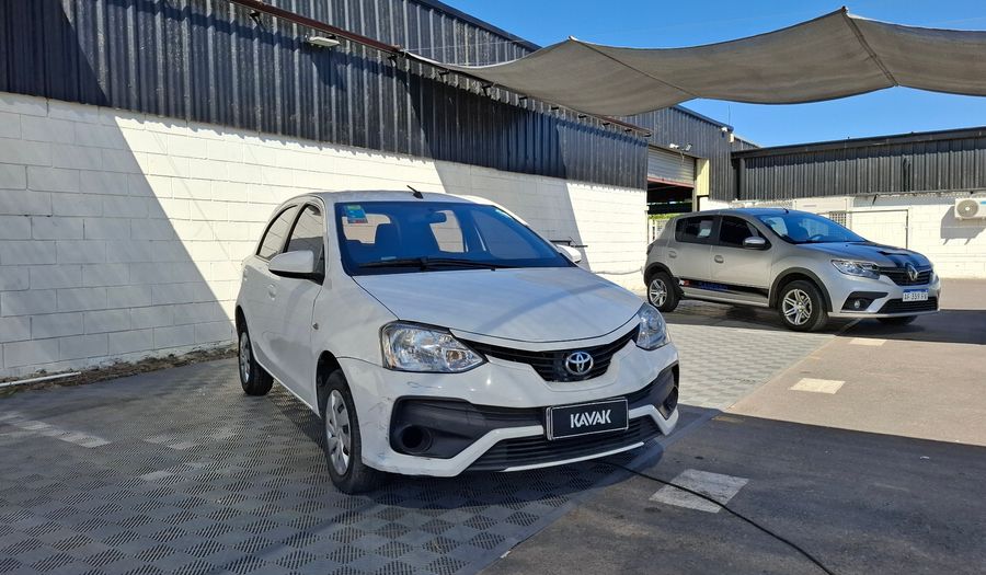 Toyota Etios 1.5 XS Hatchback 2017