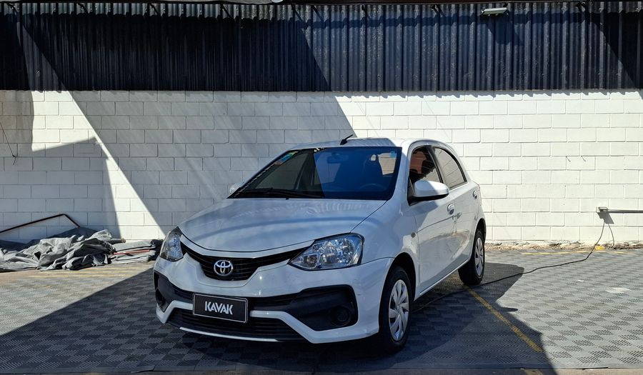 Toyota Etios 1.5 XS Hatchback 2017